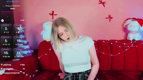 Snapshot of joice_queen chatting on 27, 12, 2024 Paula online show from 27, 12, 2024