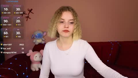 Snapshot of joice_queen chatting on 8, 1, 2025 Paula online show from 8, 1, 2025