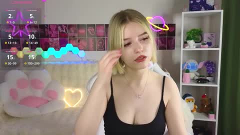 Snapshot of joice_queen chatting on 19, 2, 2025 Paula online show from 19, 2, 2025