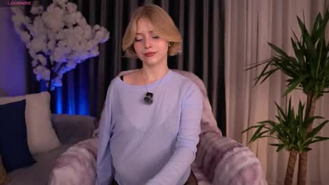 Snapshot of joice_queen chatting on 26, 9, 2025 Paula online show from 26, 9, 2025