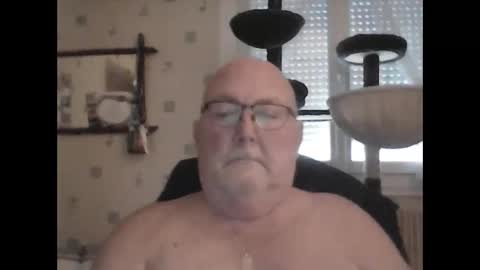 jojo60000529566 online show from 17, 12, 2024