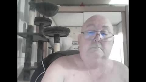 jojo60000529566 online show from 4, 2, 2025