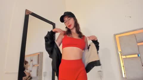 jolie_lov online show from 11, 2, 2025