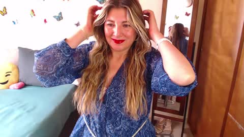 Jolie Mature online show from 7, 1, 2025