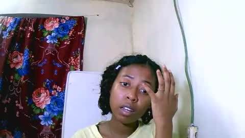 joliekah27 online show from 26, 1, 2025