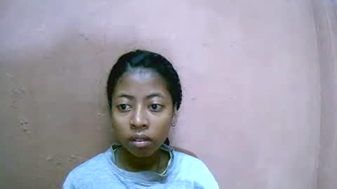 joliekah27 online show from 29, 1, 2025