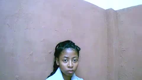 joliekah27 online show from 1, 2, 2025