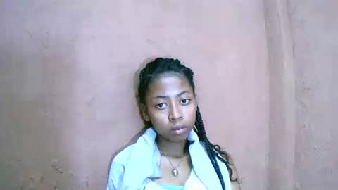 joliekah27 online show from 1, 2, 2025