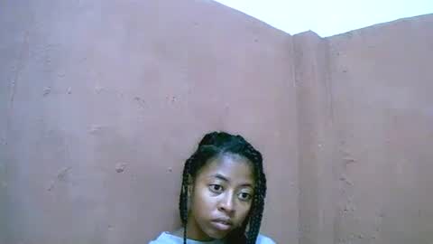 joliekah27 online show from 2, 2, 2025