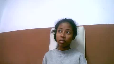 joliekah27 online show from 6, 2, 2025