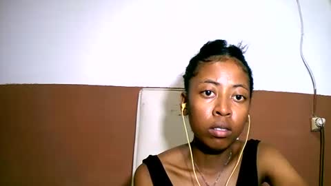 joliekah27 online show from 12, 2, 2025