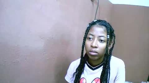 joliekah27 online show from 27, 2, 2025