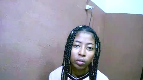 joliekah27 online show from 28, 2, 2025