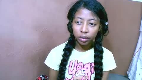 joliekah27 online show from 6, 3, 2025