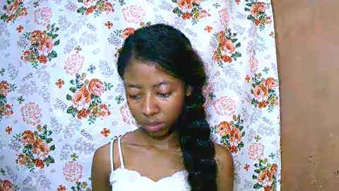 joliekah27 online show from 9, 3, 2025