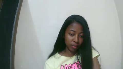 joliekah27 online show from 20, 12, 2025