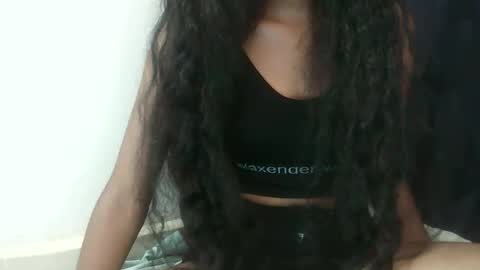 joliekah27 online show from 14, 2, 2026