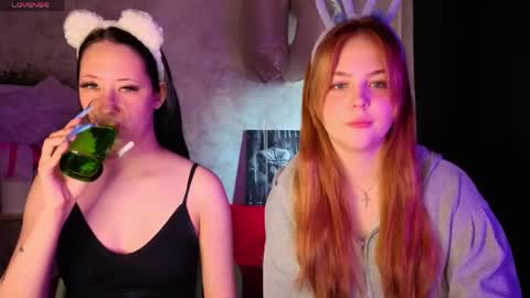 Snapshot of jolly_bean chatting on 19, 4, 2026 Polly online show from 19, 4, 2026