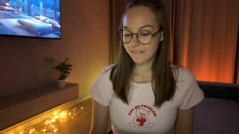 jolly_dollyy online show from 4, 4, 2026