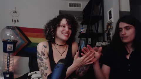 Snapshot of jonmessfan chatting on 30, 10, 2025 jonmessfan online show from 30, 10, 2025