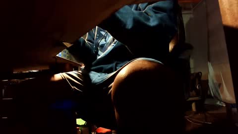 Snapshot of jontn_swift chatting on 24, 12, 2024 Jonathon Swift online show from 24, 12, 2024