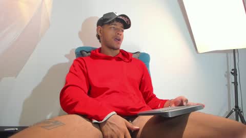 Snapshot of jordanparis chatting on 22, 12, 2024 JordanParis online show from 22, 12, 2024