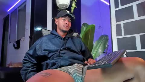 Snapshot of jordanparis chatting on 16, 2, 2025 JordanParis online show from 16, 2, 2025