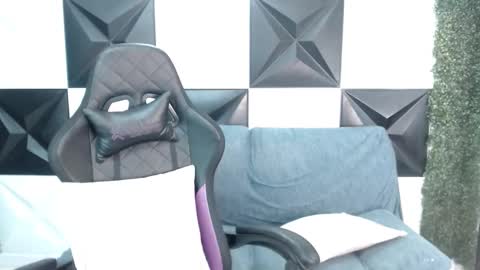 jose_sexycumm online show from 12, 1, 2025