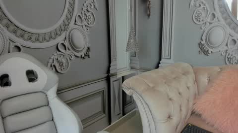 Katalina online show from 30, 12, 2024