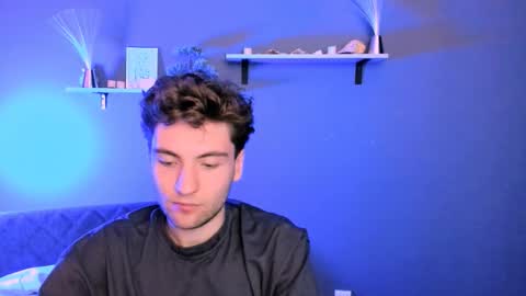 joseph_bear_ online show from 18, 12, 2025