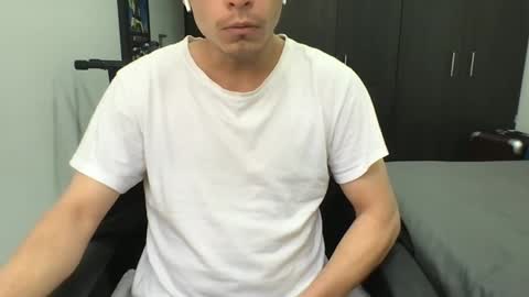 Nicolas online show from 26, 2, 2025