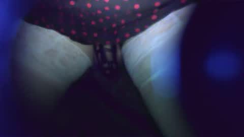 Sissy with shrunken little clitty online show from 29, 4, 2026