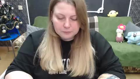 josiesun771 online show from 13, 1, 2025