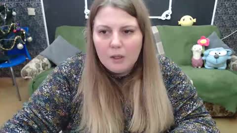 josiesun771 online show from 3, 2, 2025