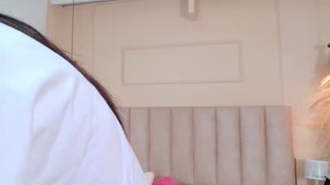Snapshot of josselynbrown chatting on 4, 7, 2026 Joss online show from 4, 7, 2026