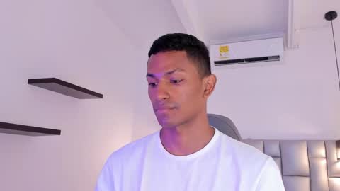 JOSS JORDAN  online show from 17, 11, 2025