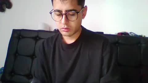 josux8 online show from 16, 4, 2026