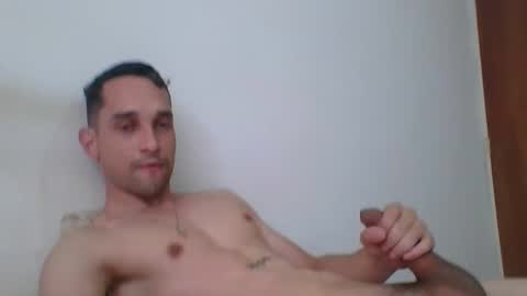 Snapshot of jovenvergonguapo09 chatting on 12, 9, 2025 Van Helsing online show from 12, 9, 2025