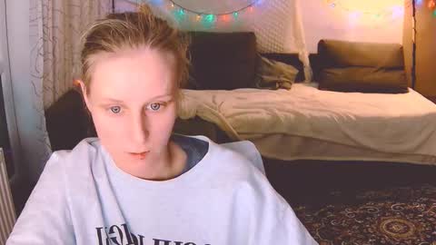 Snapshot of joy_keys chatting on 23, 12, 2024 joy_keys online show from 23, 12, 2024