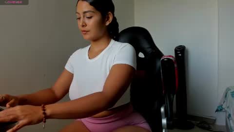 Snapshot of joyaoscura55 chatting on 27, 6, 2026 sofiaparker8 online show from 27, 6, 2026