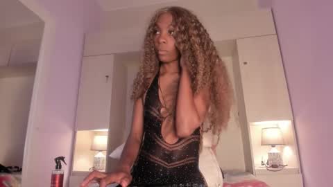 Snapshot of joyceblake chatting on 3, 2, 2026 joyceblake online show from 3, 2, 2026