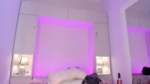 Snapshot of joyceblake chatting on 20, 2, 2026 joyceblake online show from 20, 2, 2026