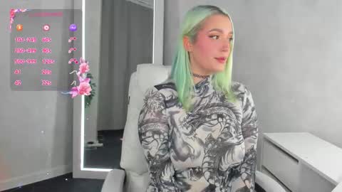 Snapshot of joyfuljasmine chatting on 25, 9, 2025 Vickie online show from 25, 9, 2025
