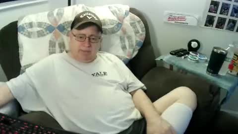 Snapshot of jpmel99 chatting on 18, 7, 2026 jpmel99 online show from 18, 7, 2026