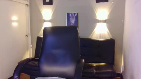 Josneidy  Jos   online show from 22, 1, 2025