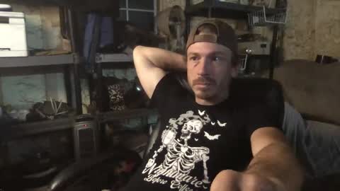 Snapshot of jts555 chatting on 21, 12, 2025 JTS online show from 21, 12, 2025