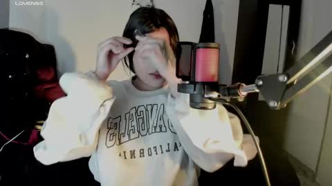 Ju Kyung online show from 7, 3, 2025