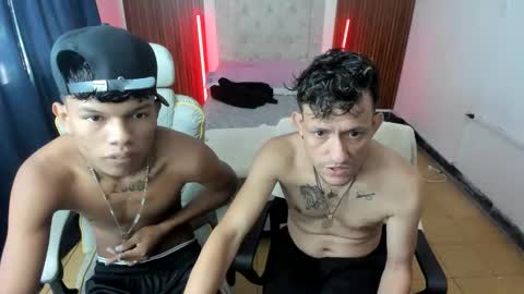 Snapshot of juan_and_luke chatting on 26, 2, 2026 juan_and_luke online show from 26, 2, 2026