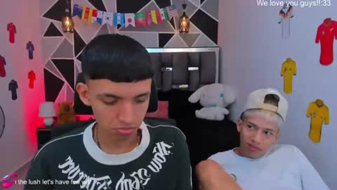 Snapshot of juan_nd_steven chatting on 17, 6, 2026 JuanSteven online show from 17, 6, 2026