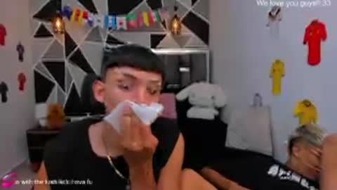 Snapshot of juan_nd_steven chatting on 7, 7, 2026 JuanSteven online show from 7, 7, 2026